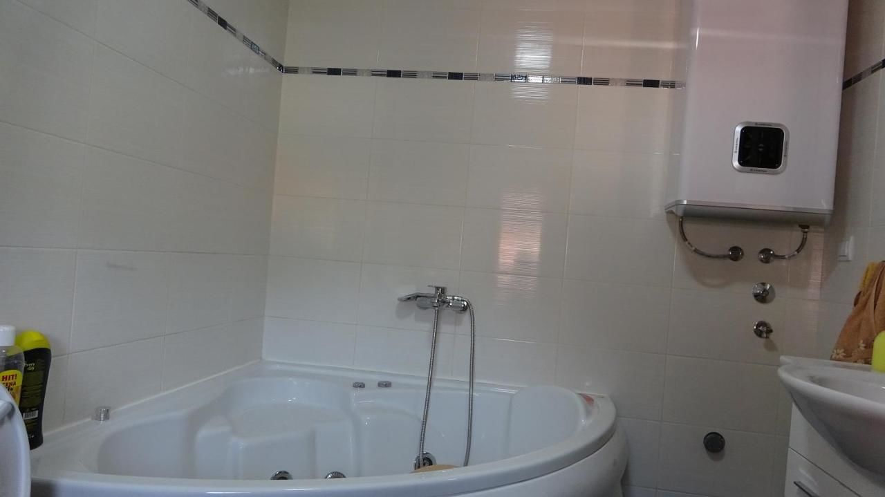 Апартаменты APARTMANI MIA VUKSANOVIC Цетине