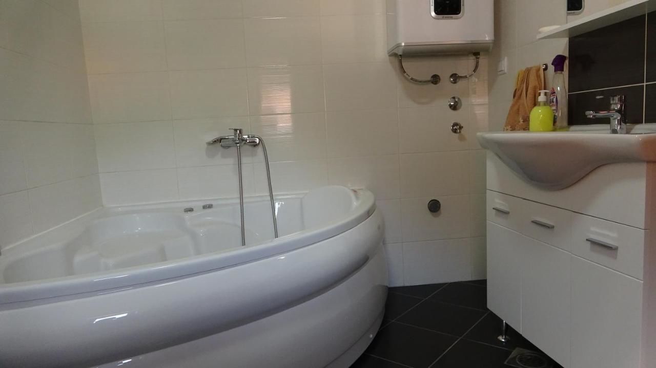 Апартаменты APARTMANI MIA VUKSANOVIC Цетине