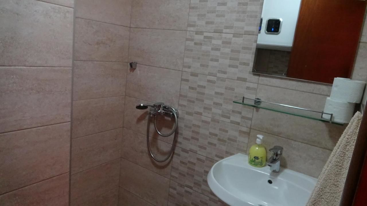 Апартаменты APARTMANI MIA VUKSANOVIC Цетине-44