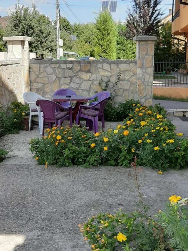 Апартаменты APARTMANI MIA VUKSANOVIC Цетине-5