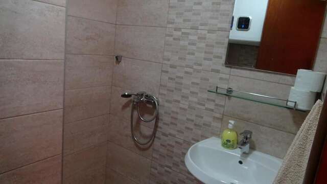 Апартаменты APARTMANI MIA VUKSANOVIC Цетине-43